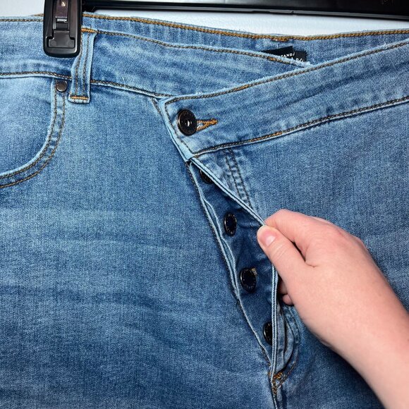 Universal Standard Katie High Rise Cross Over tapered leg jean 22 - Picture 6 of 13